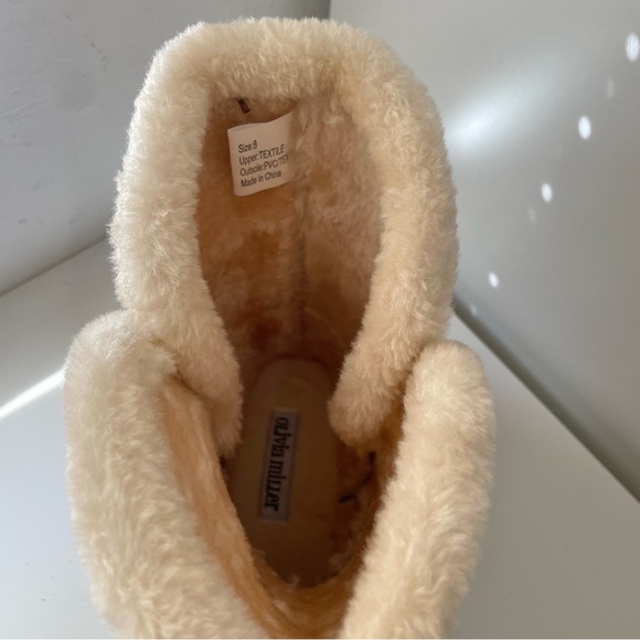 Olivia Miller - cozy slip on boots in cognac- 8 - Picture 9 of 10